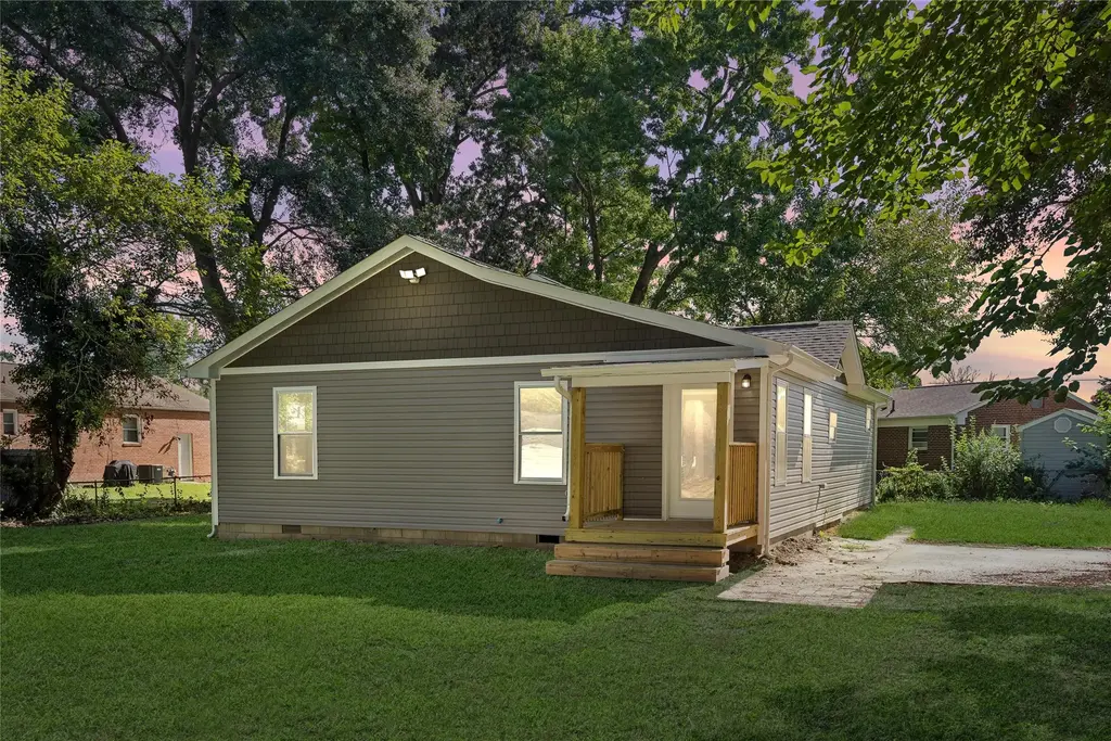116 Latham Drive, Newport News