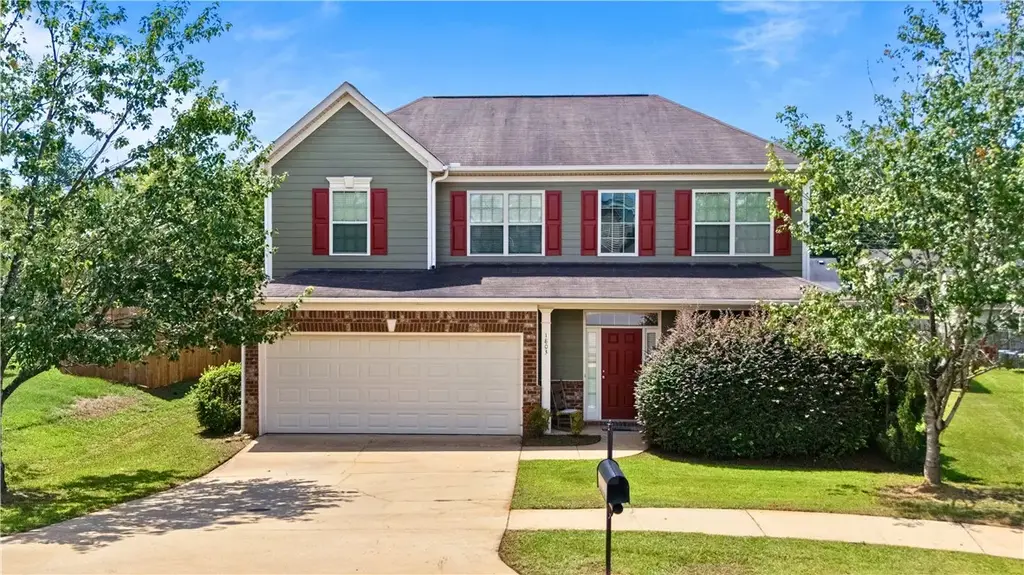 1803 Archer Ct, Opelika