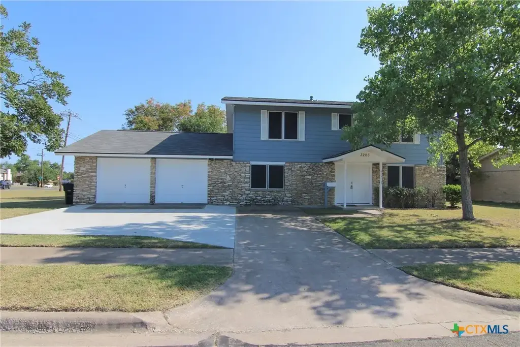 3203 Lake Charles Avenue, Killeen