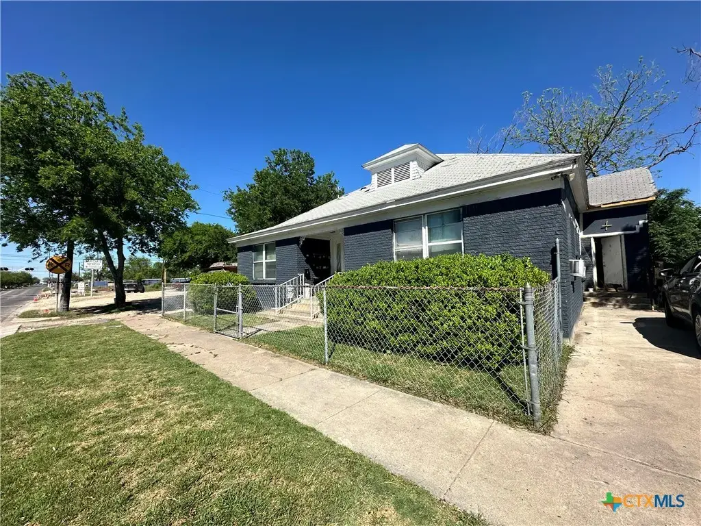 611 S 25th Street, Temple
