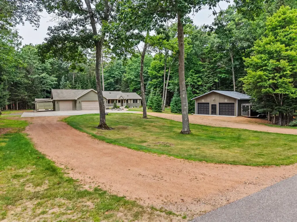 1553 Golden Retreat Dr, St Germain
