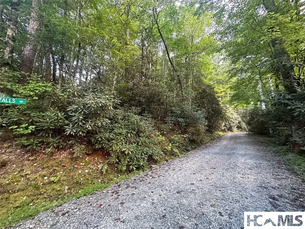 Lot 16 Toxaway Falls Drive, Lake Toxaway