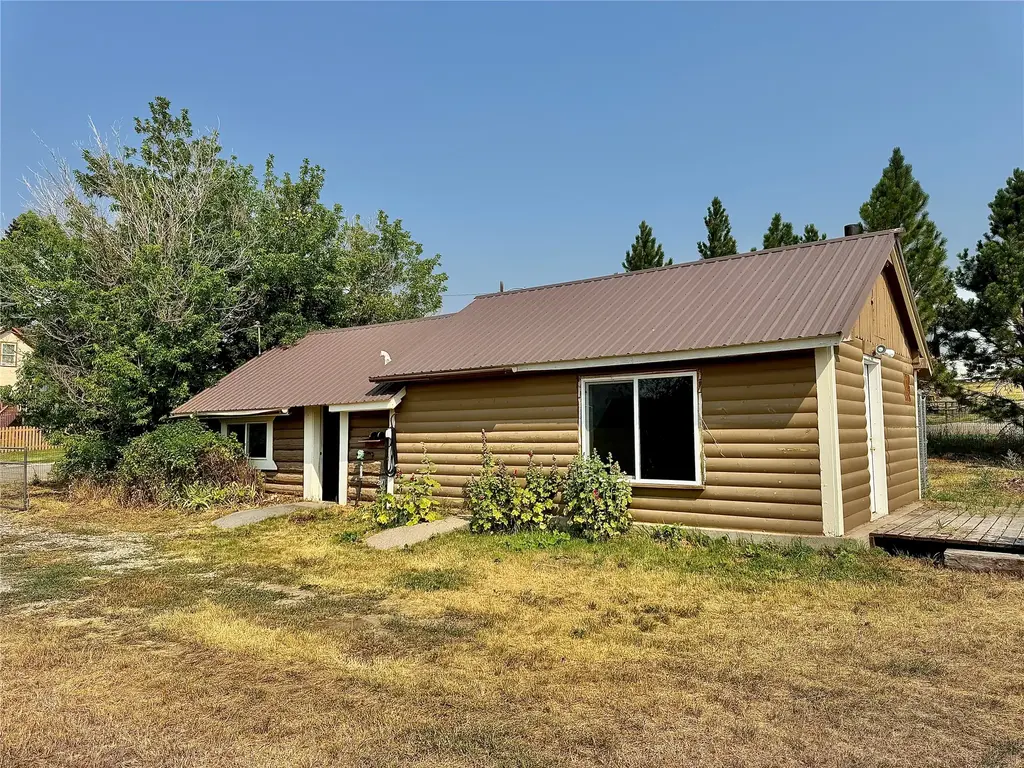 400 E Larime Street, White Sulphur Springs