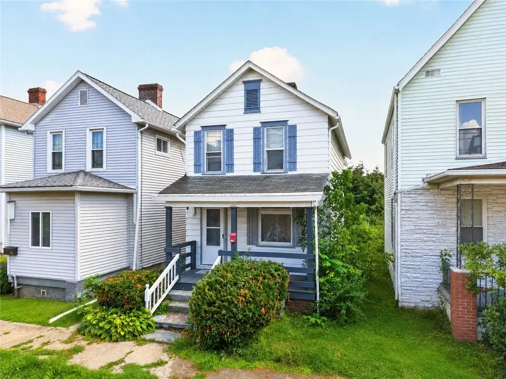 113 Grant Street , Latrobe