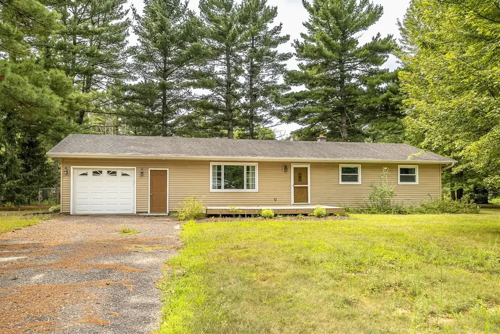 150 Scott Street, Black River Falls