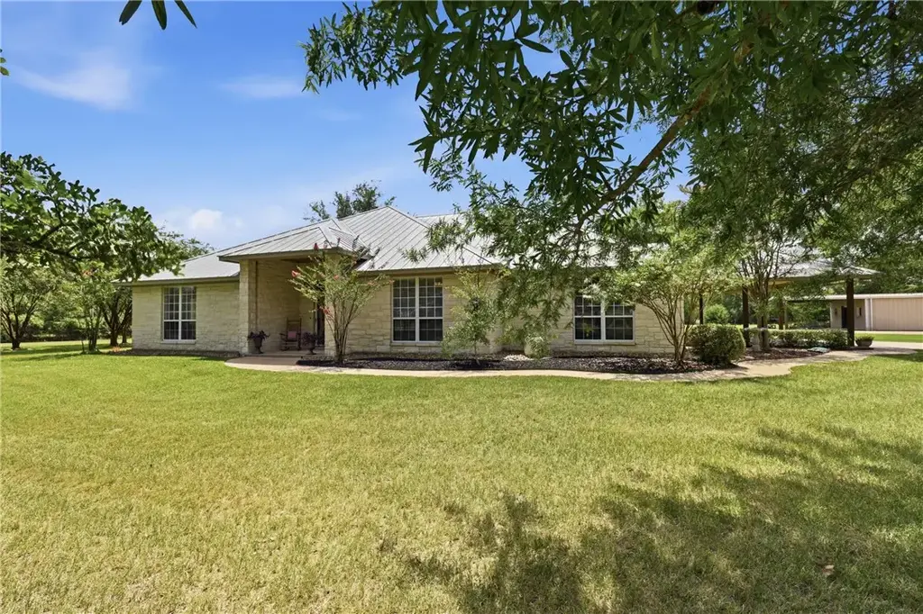 11430 Long Trussel Road, Bryan
