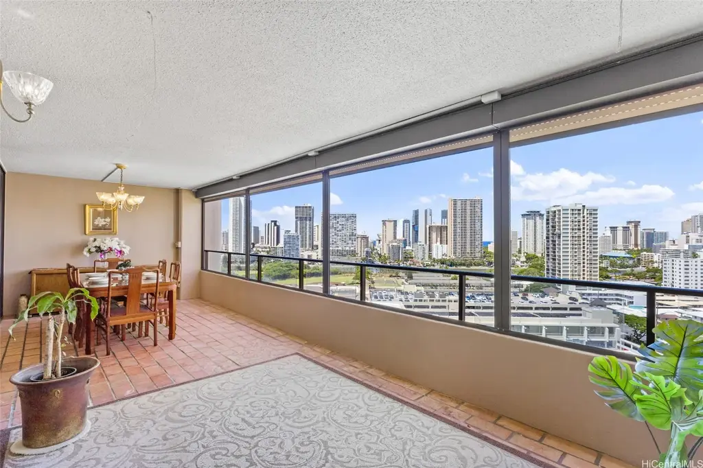 583 Kamoku Street # Dh1707, Honolulu