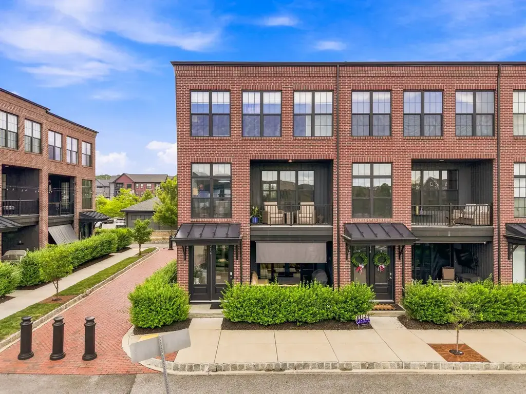 216 Main Street , Cranberry