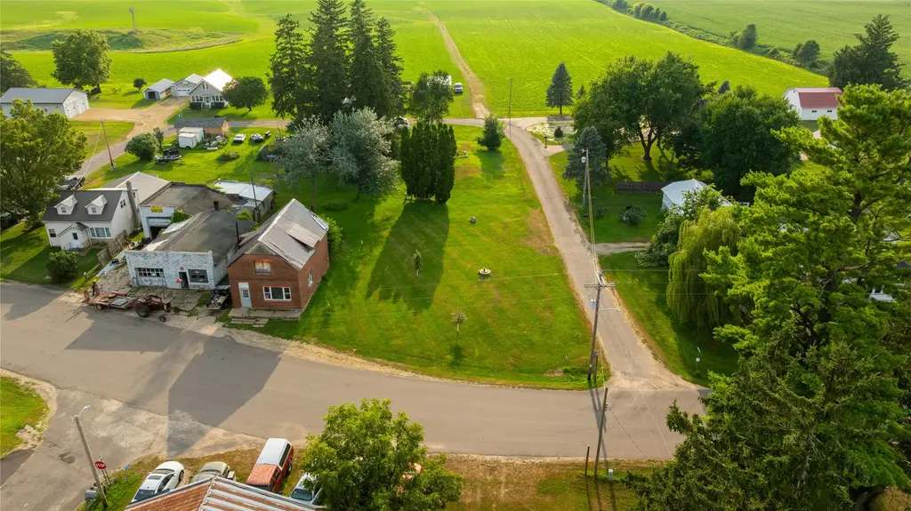 S957 County Road J, Mondovi