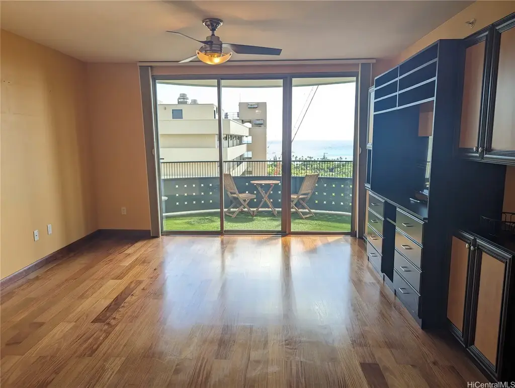 421 Olohana Street # 2003, Honolulu