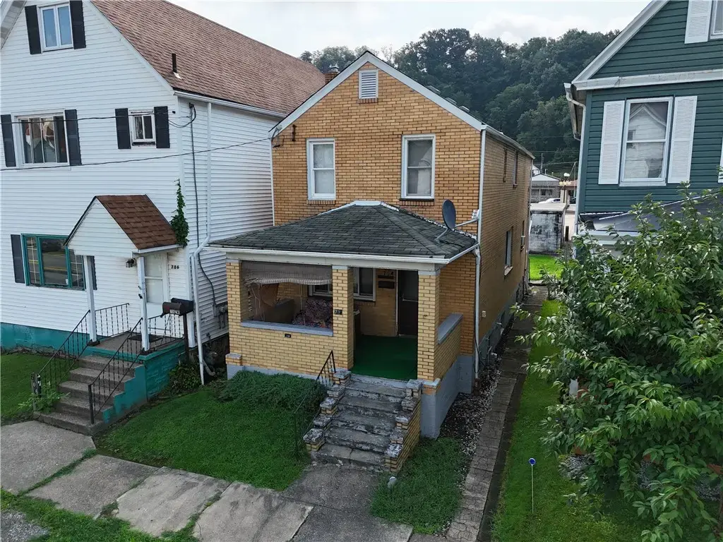 704 5th Avenue , Ford City Boro