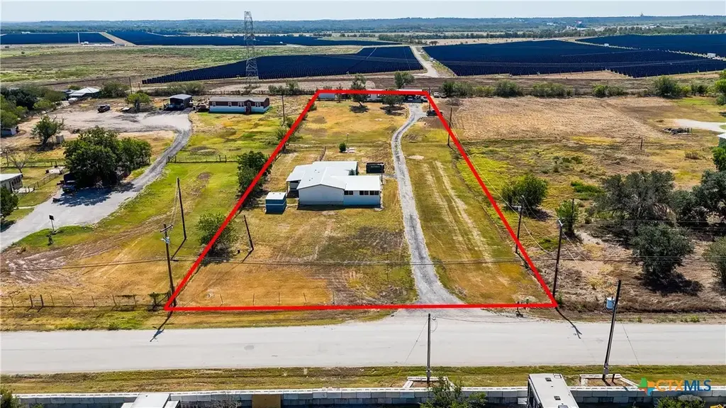 5013 Tucker Hill Lane, Cedar Creek