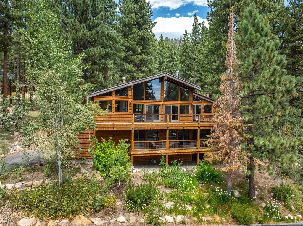 983 Apollo Way, Incline Village