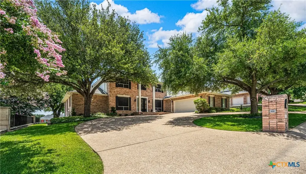 617 Bluebonnet Lane, Temple