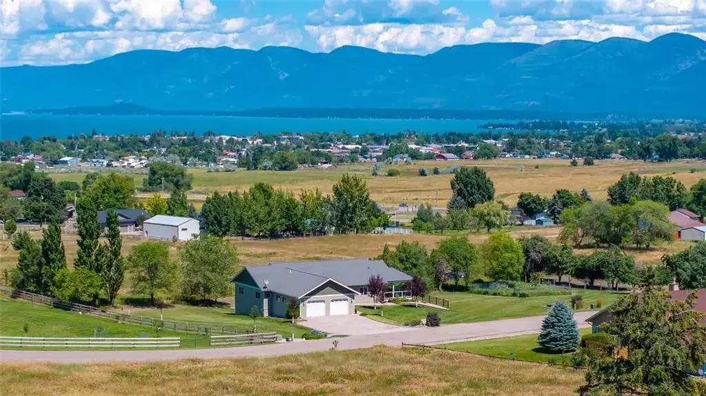 39120 Lakeview Lane, Polson
