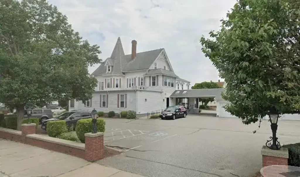 684 Park Ave, Cranston