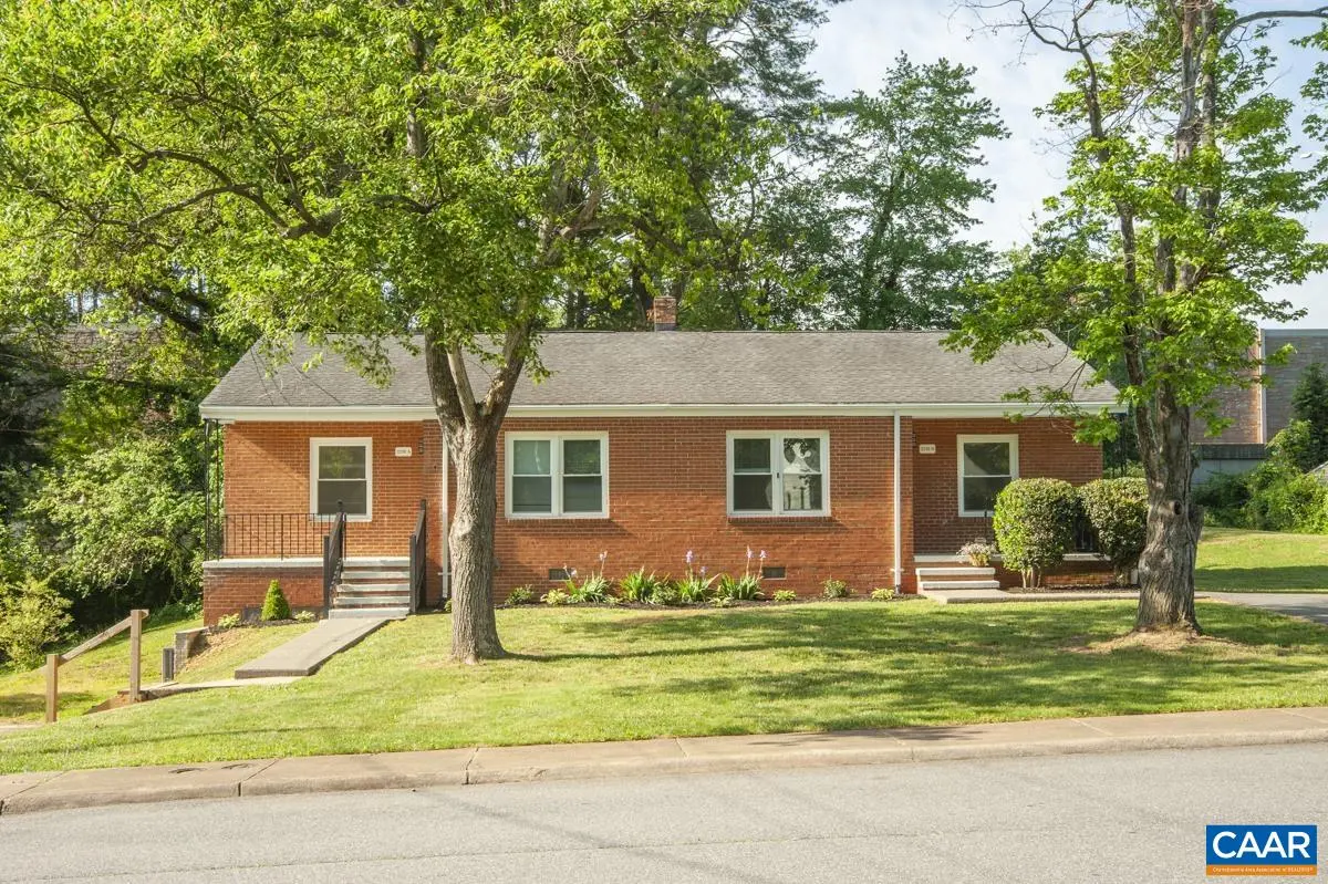 2218 Wayne Ave, Charlottesville