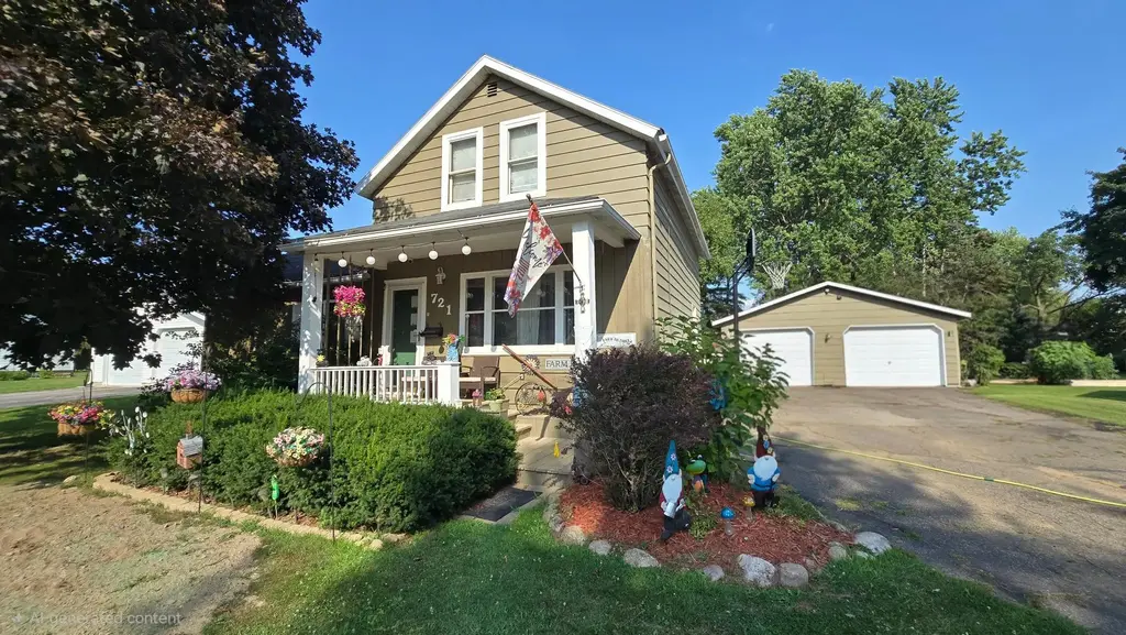 721 Pine St, Antigo