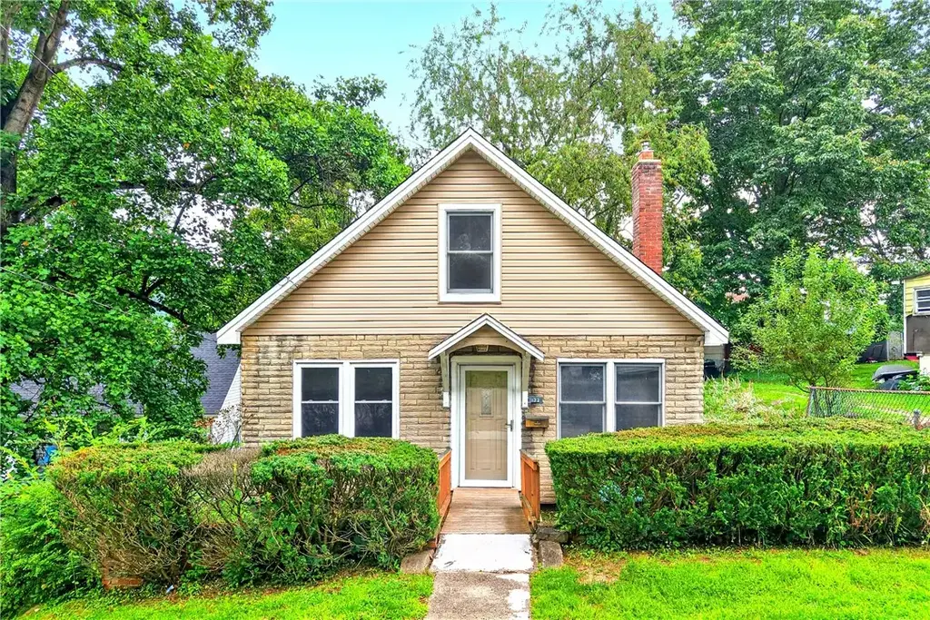 132 High Street , Etna