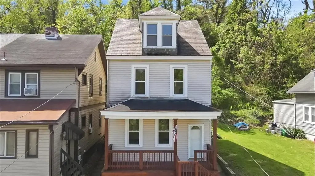 1237 Ledgedale Street , Banksville/Westwood