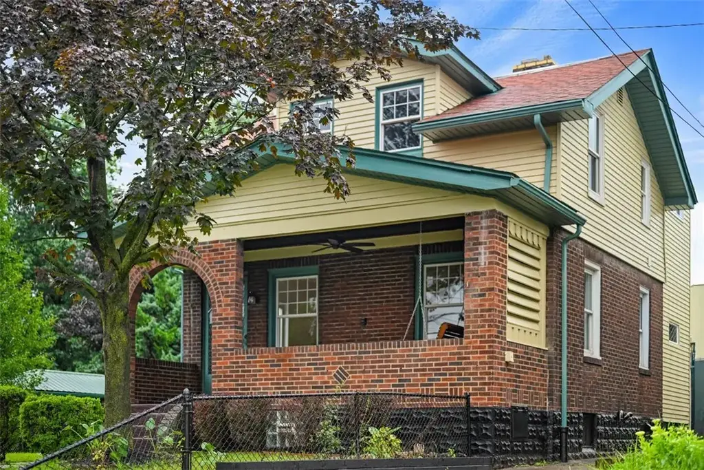 1221 Pocono Street , Squirrel Hill