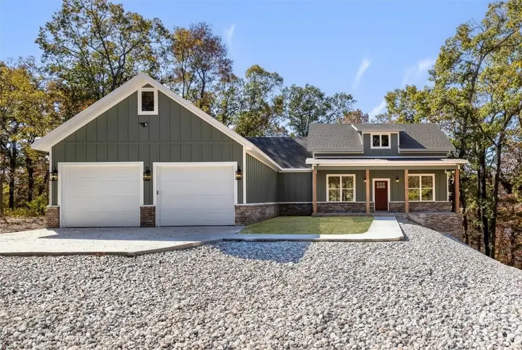 14431 Horseshoe Lane, Rogers