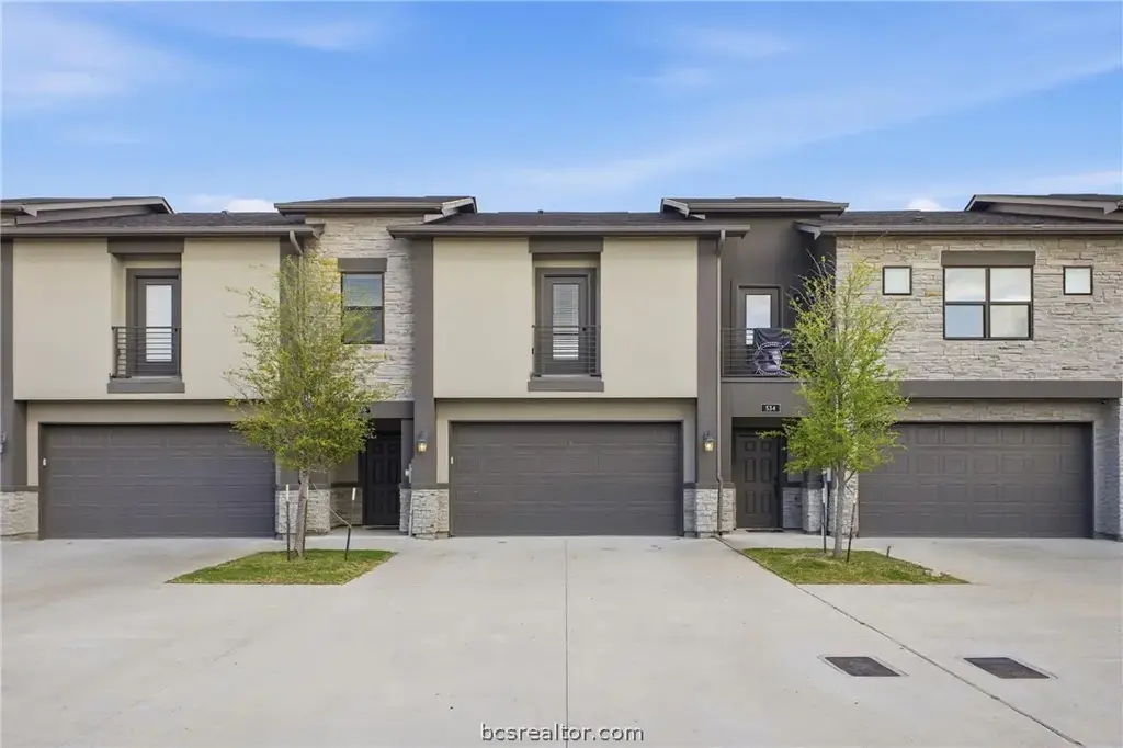 536 Momma Bear Drive, College Station