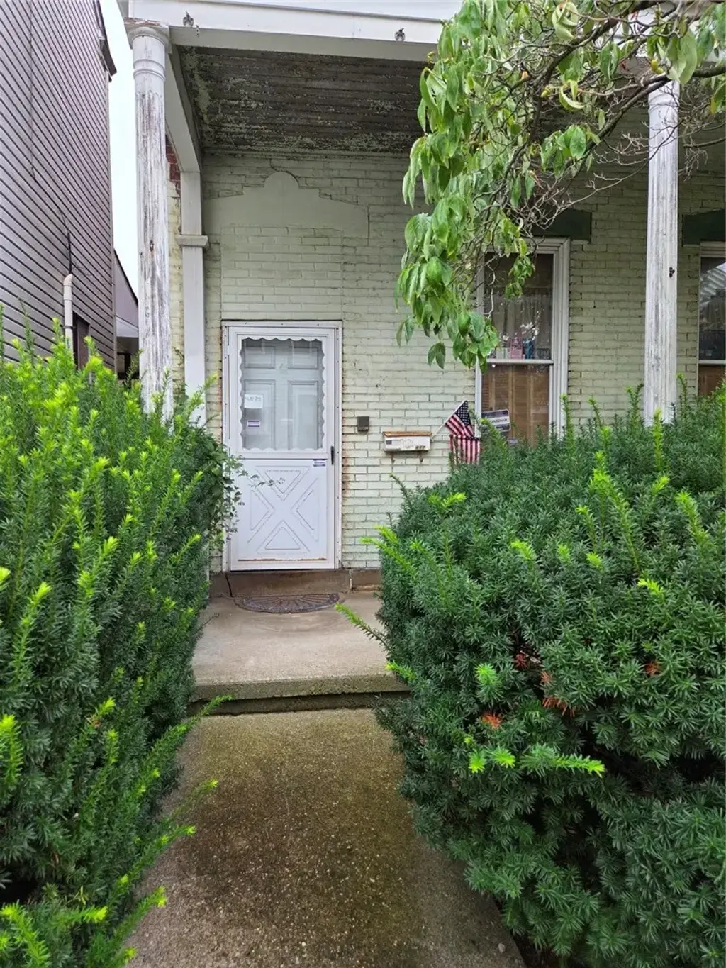 617 Edmond Street, Bloomfield