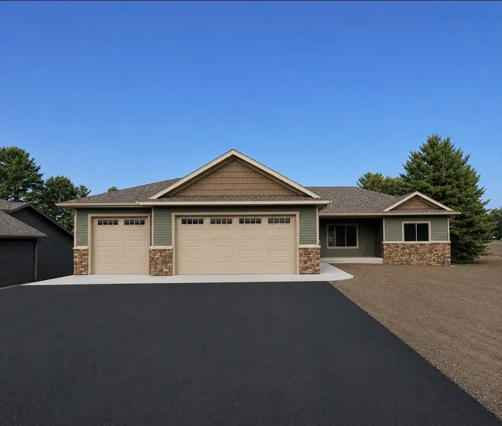 5961 162nd Street, Chippewa Falls