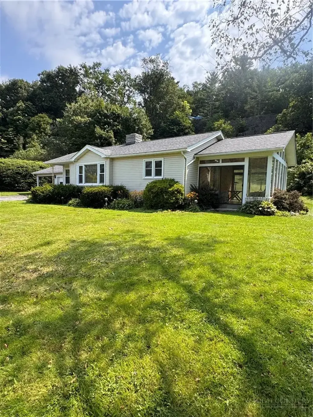 189 Old Nc 181 Highway, Newland