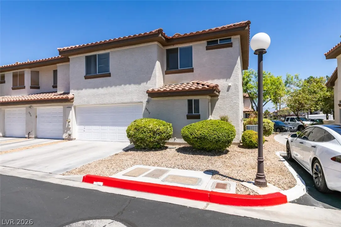 8012 Divine Drive, Las Vegas