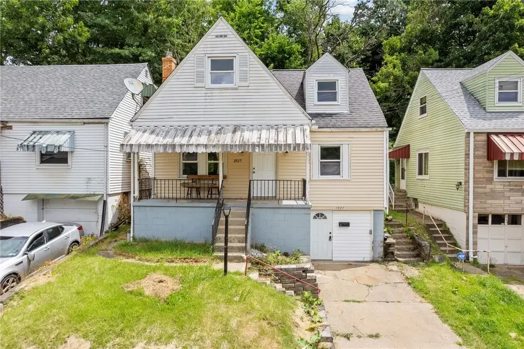 1927 Dartmore Street , Overbrook