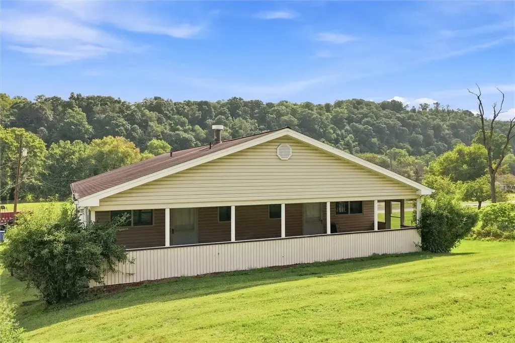 401 Industry Road (rear), Elizabeth Twp/Boro