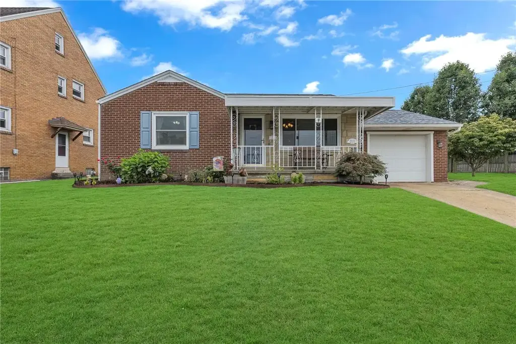 2111 Mclean Street, Aliquippa
