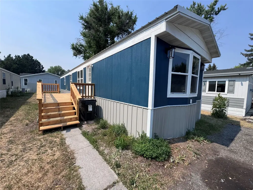 3000 Villard Avenue 98, Helena