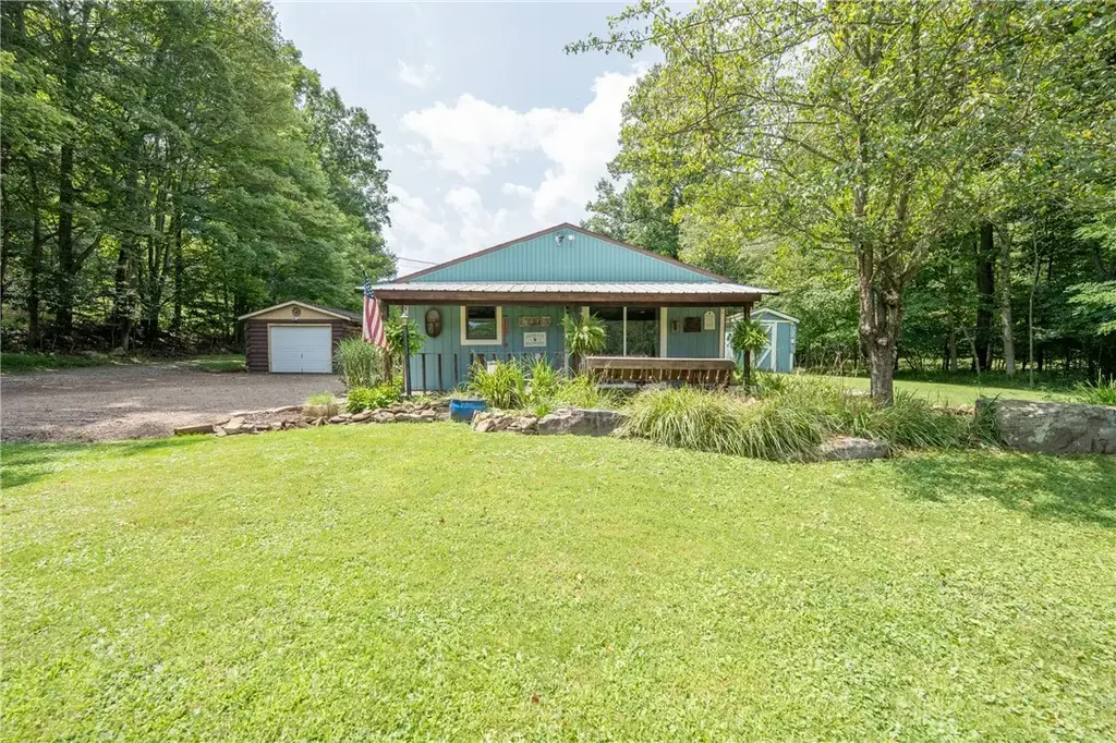 108 Shayne Lane , Cook