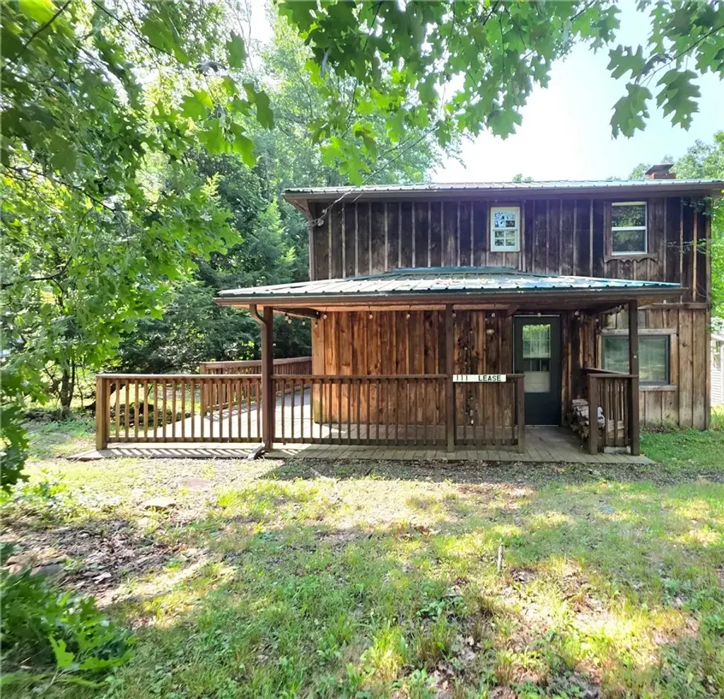 111 Lease Road, Other