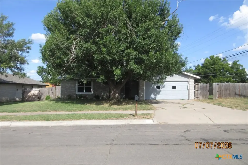 2006 Eisenhower Drive, Killeen