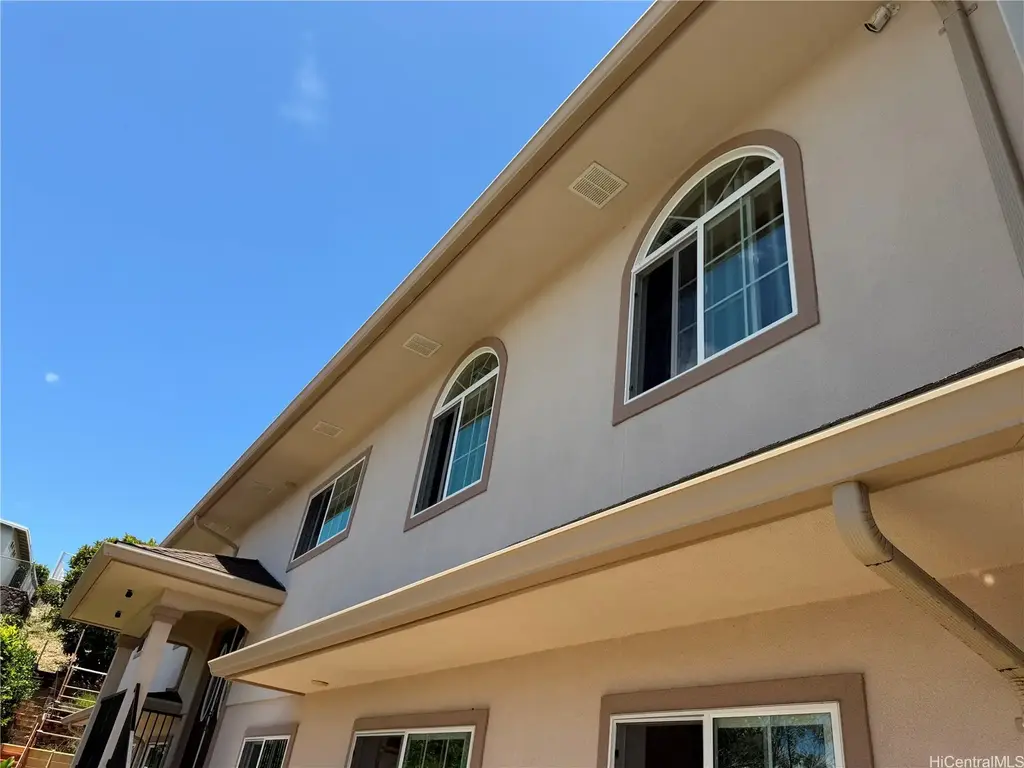 98-862 Iliee Street # 1, Aiea