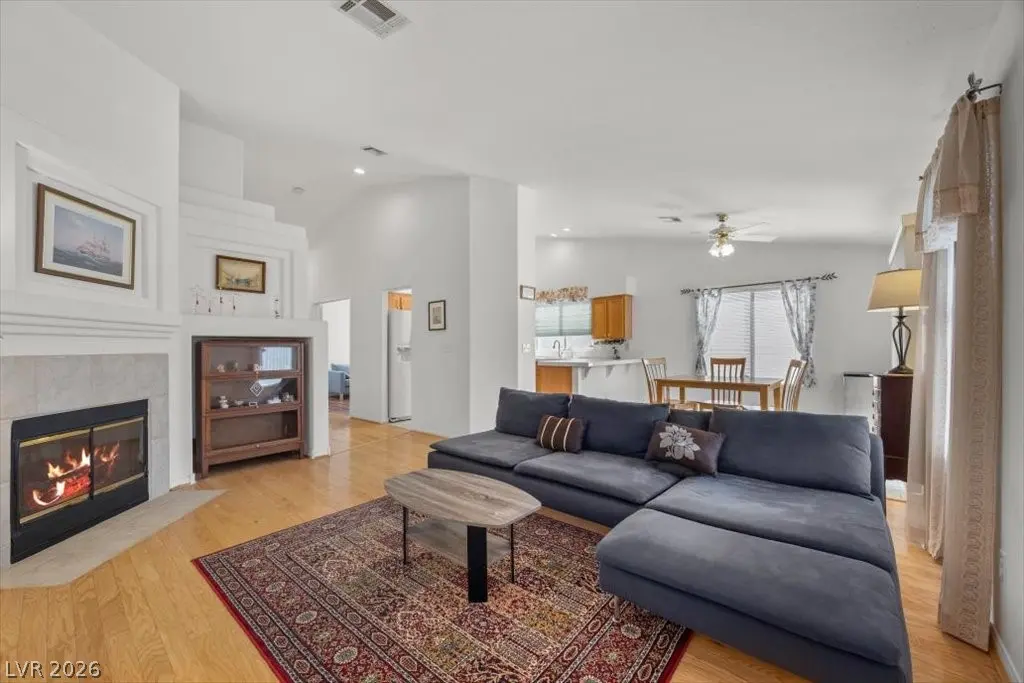 3743 Tohono Canyon Street, Las Vegas