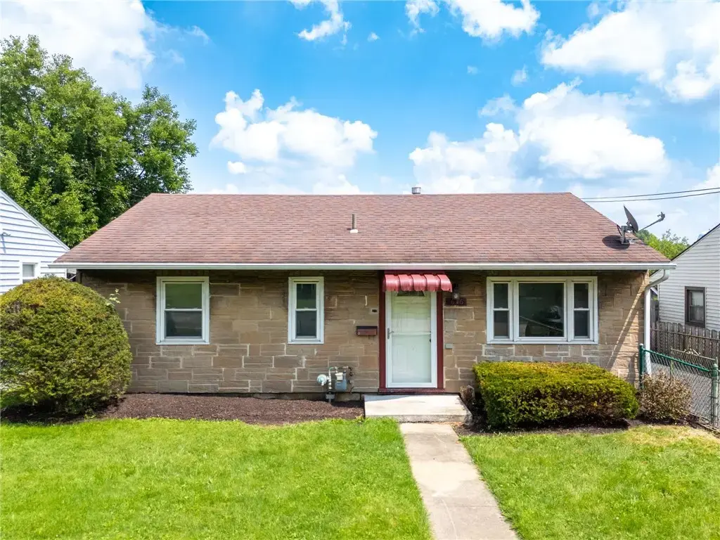 616 Pillow Avenue , Cheswick