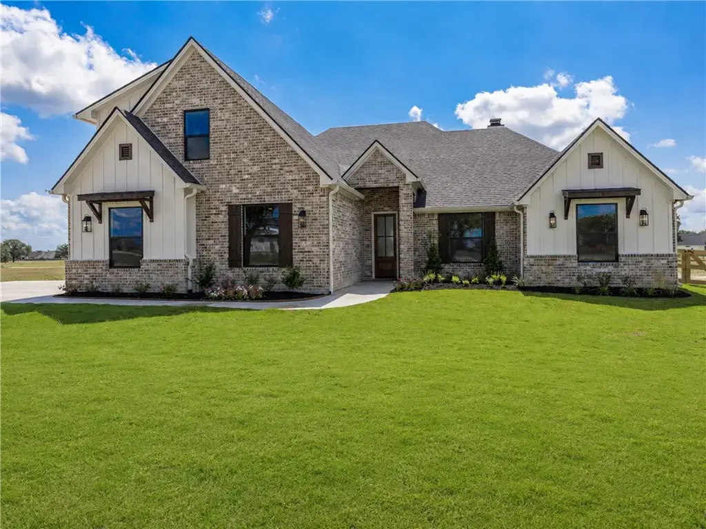 6788 Ellehue Lane, Bryan