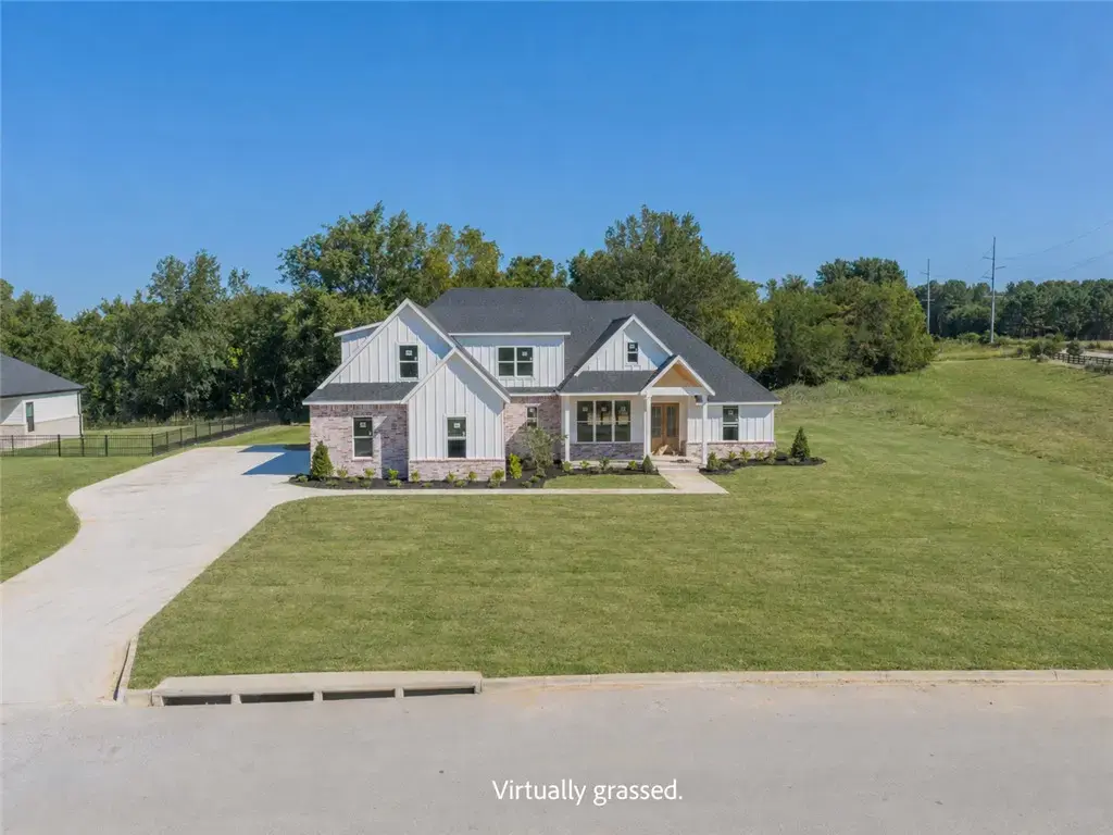 828 Asher Street, Fayetteville