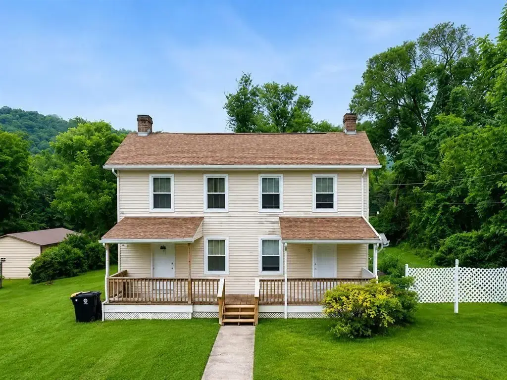 517 Moray Lane, Elizabeth Twp/Boro