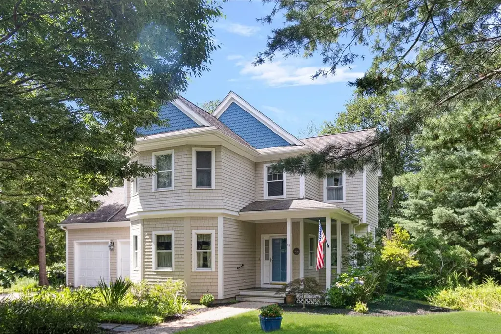 59 Sylvan Way, South Kingstown