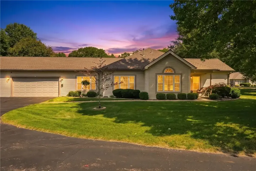 85 Stone Ridge Boulevard , Hermitage