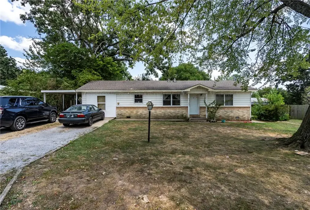 324 S Eastern Avenue, Gentry