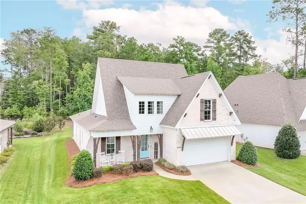 1604 Whiskey Run Ln, Auburn