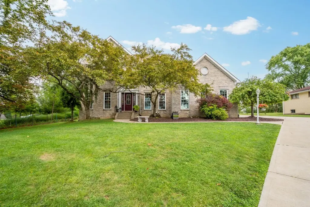2025 Ridge Road, South Park