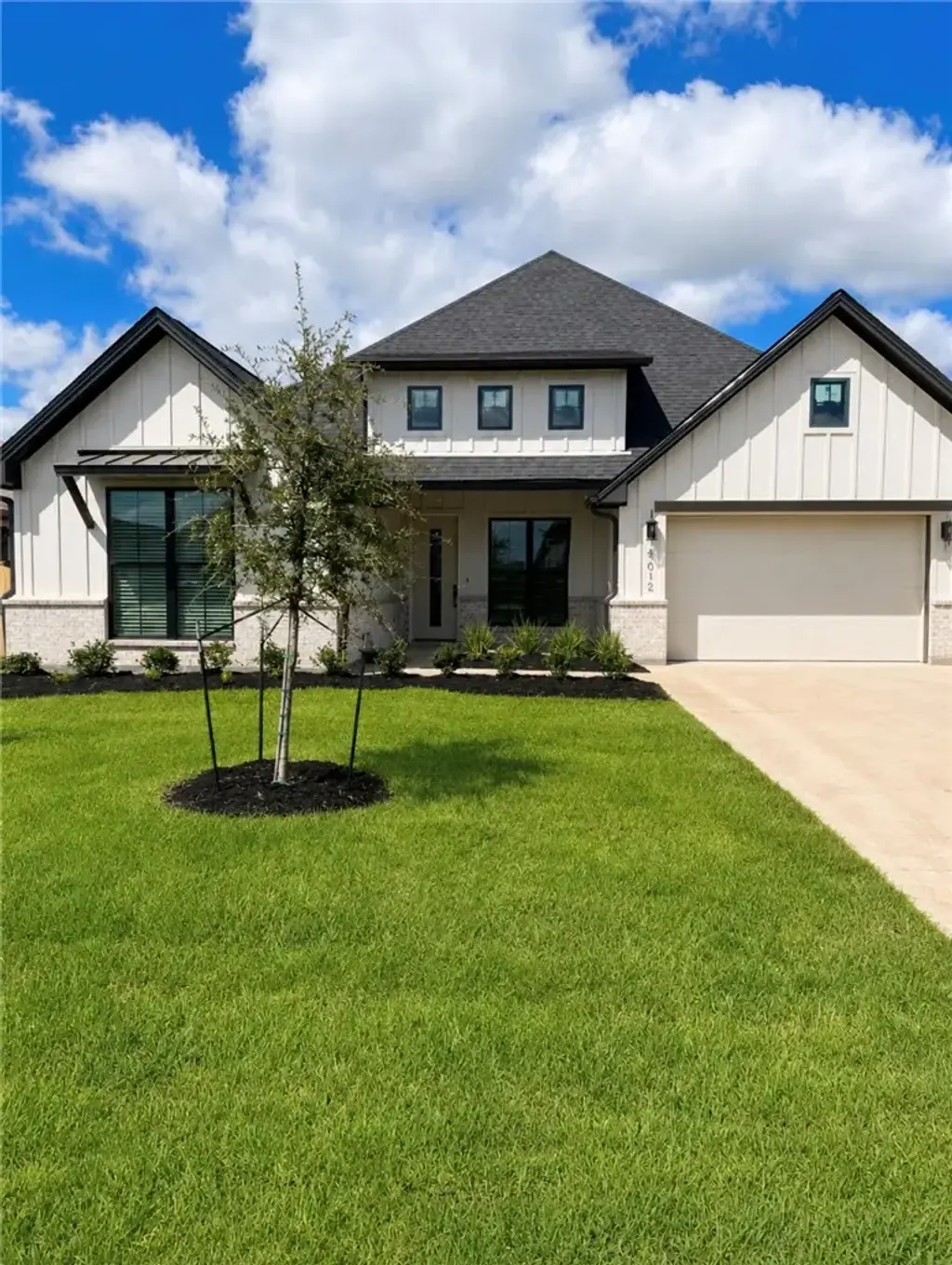 5012 Royal Arch Drive, Bryan